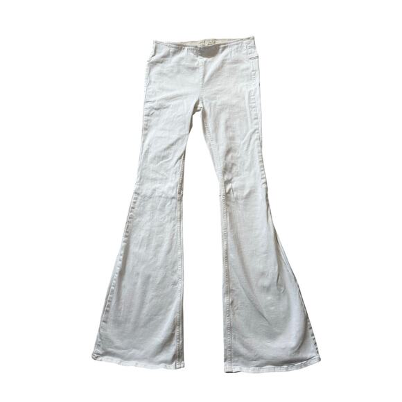 FREE PEOPLE  White Flare Woman's Jeans/Pants size 28 - Picture 1 of 10